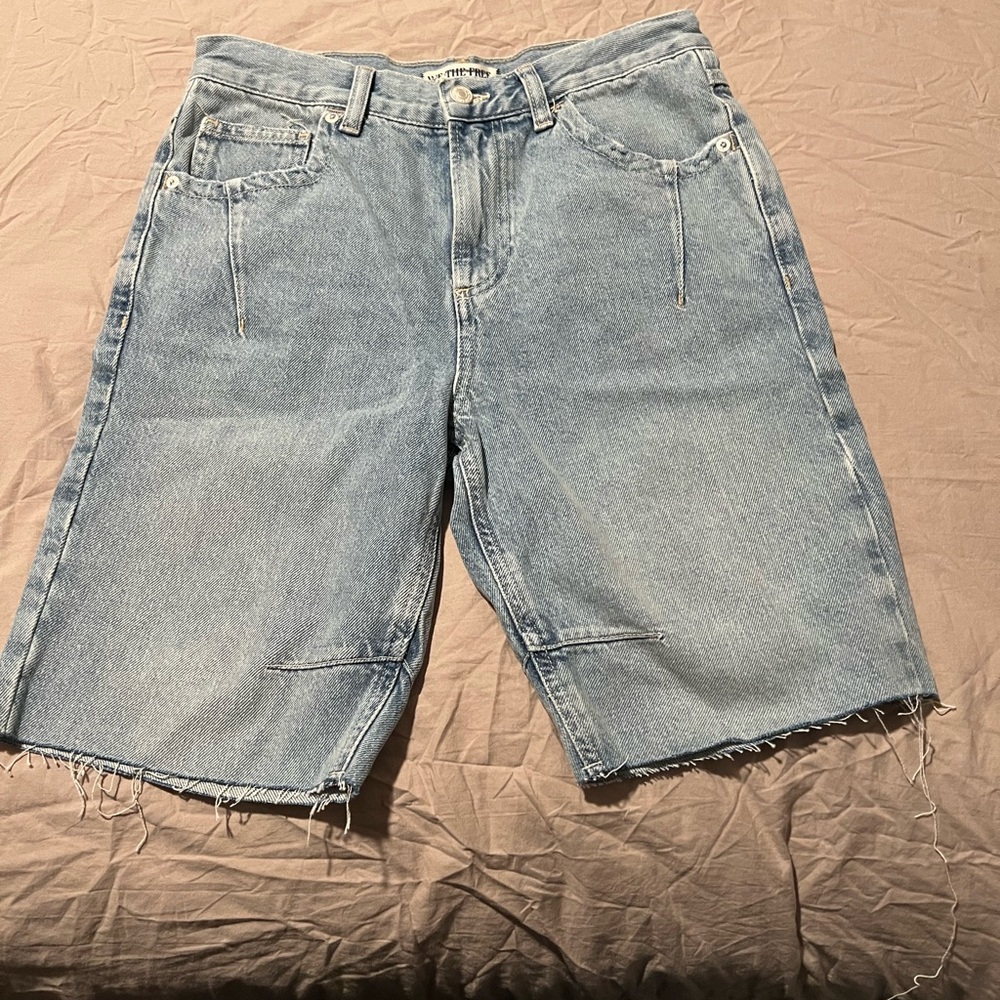 NWT Free People Ghost Town Long Short Raw Hem Mid/High-rise Denim